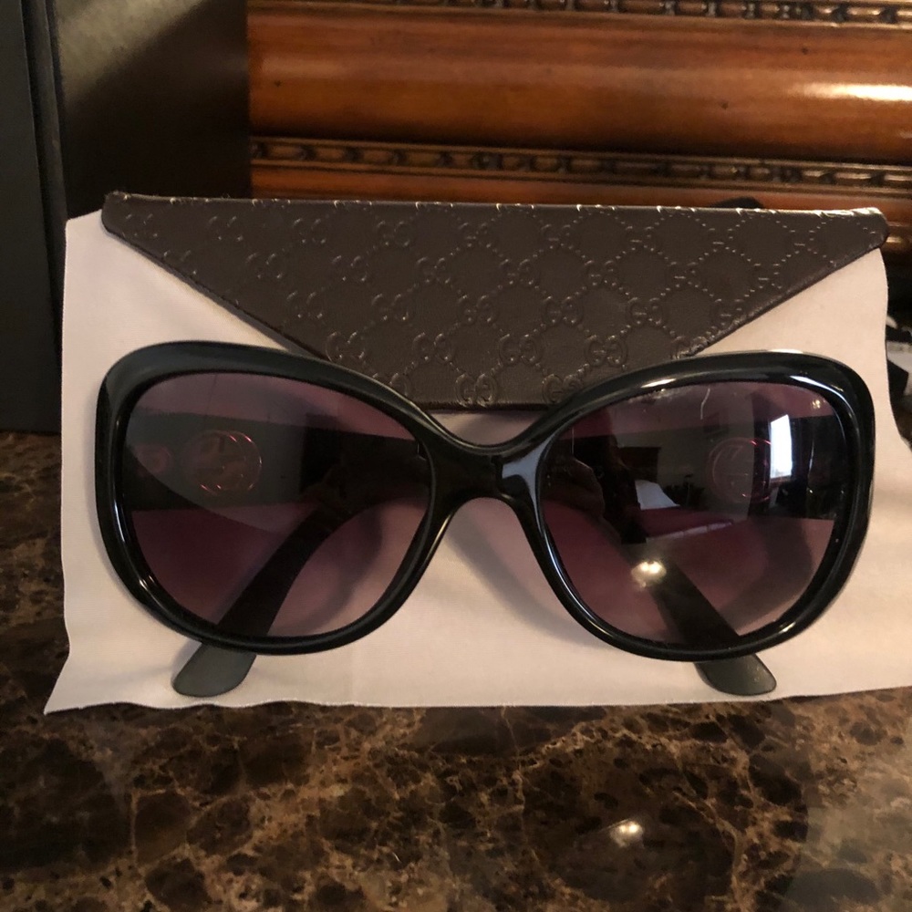 Gucci sunglasses